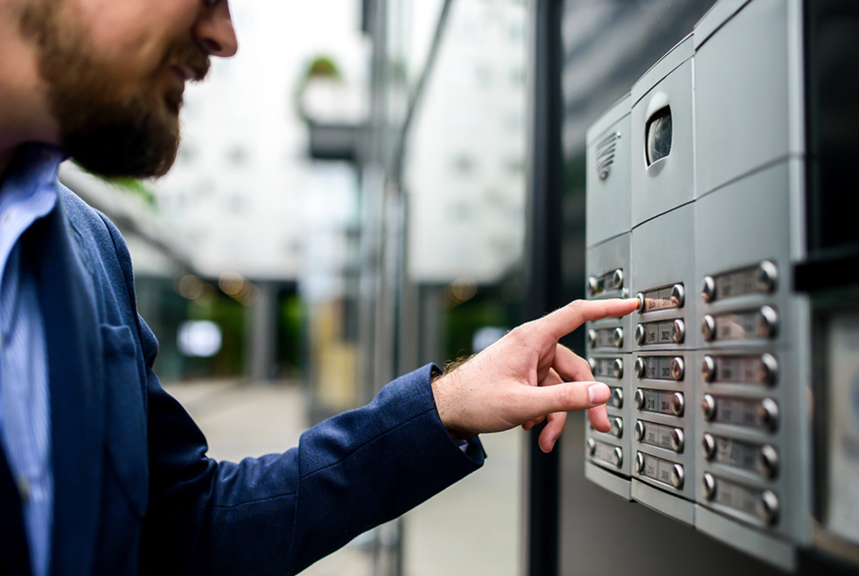 Sprech­anlagen bei Elektro Pfau GmbH in Speichersdorf